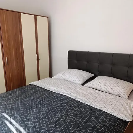 Ivano Apartment